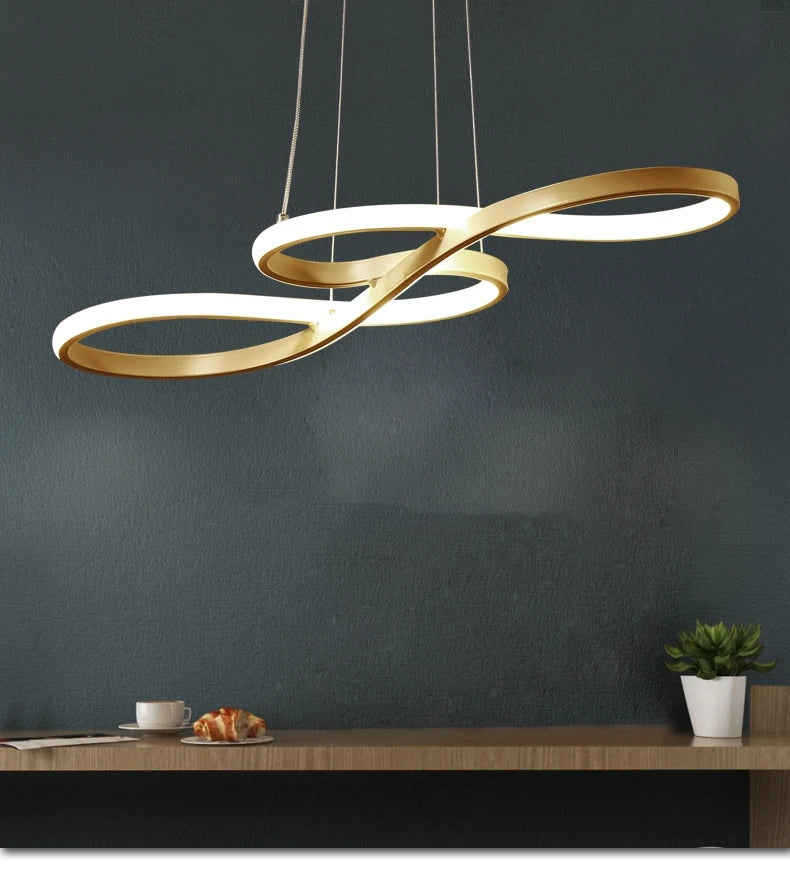 Aureline Halo Pendant